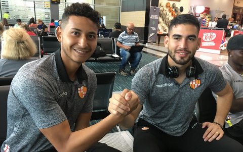 Víctor Mendoza (d) ha trabajado en Barcelona desde el filias, Toreros FC.