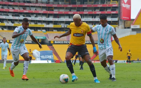 Michael Arroyo fue la figura del partido según la cadena televisiva.