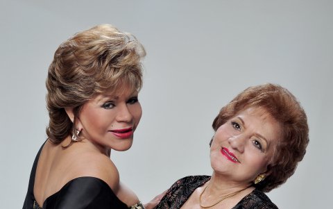 Hilda Murillo y Fresia Saavedra, dos artistas reconocidas en Ecuador.