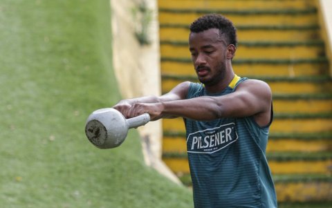 Jefferson Orejuela tiene contrato con Barcelona hasta junio de este año.