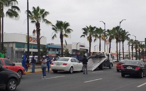 Efectos. Tres vehículos fueron retenidos por incumplir con la norma.