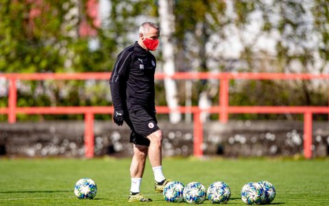 El Slavia Prague de Praga retomó el 25 de mayo pasado sus actividades y poco tiempo después se coronó campeón.