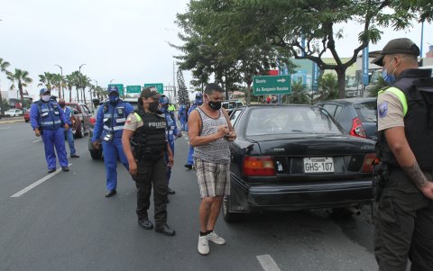 Controles. 57 conductores fueron sancionados durante los operativos realizados este martes 11 de agosto.