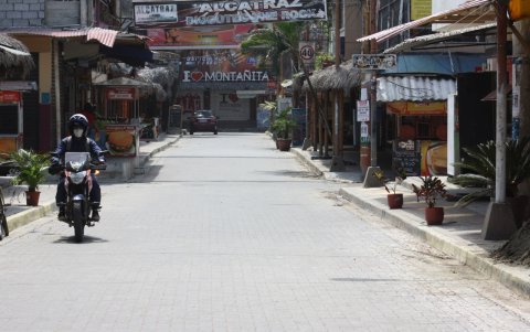 Montañita ha lucido solitaria debido a la pandemia.