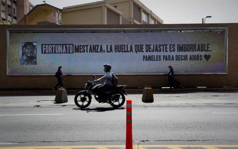 Lima, capital de Perú, es el lugar de la campaña 'Paneles para decir adiós'.