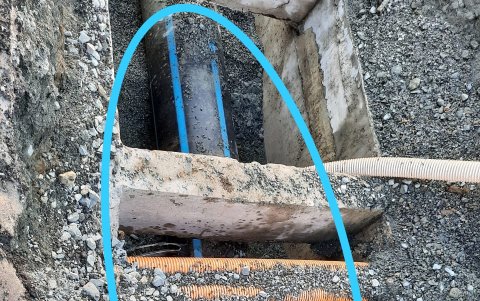 Elemento. Según Interagua, la reparación se realizó sobre estas estructuras sobre el acueducto.