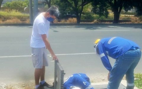 Situación. Moradores indicaron a EXPRESO que tuvieron que abrir las válvulas para restablecer el servicio.