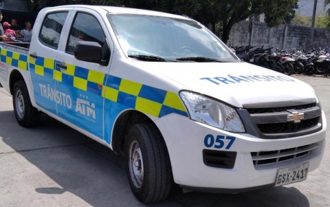 Pruebas. Cinco automotores, entre ellos este, fueron identificados y confiscados en el operativo.