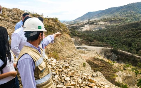 Las autoridades han registrado puntos de Cerro Blanco que han sido explotados por las canteras.