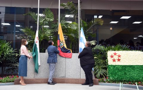 Hecho. La unición cívica se llevó a cabo esta mañana en los bajos de Palacio Municipal.