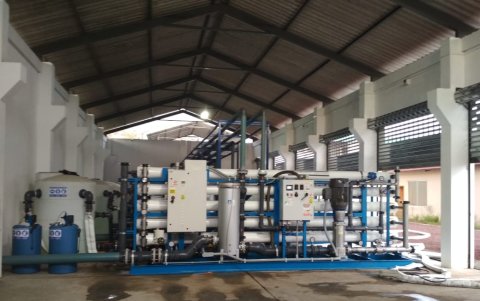 La planta de la empresa de agua y alcantarillado sanitario de Santa Cruz, desde donde se bombre el líquido que llega a las casas.