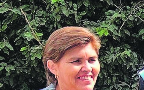 MOIRA CASTELLANOS, activista social, asesora de organizaciones barriales, comunitarias.