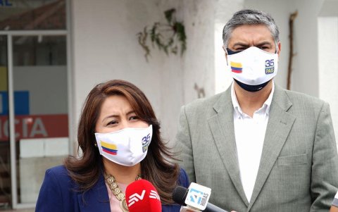Binomio. Ximena Peña y Patricio Barriga se declaran correístas...