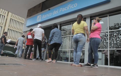 Situación. El Municipio será el encargado de definir los aforos de los establecimientos comerciales y restaurantes de la ciudad.