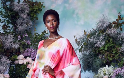 El vestido fue diseñado por la firma Marchesa Notte.