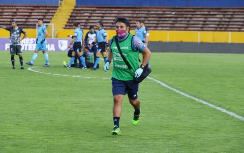 Espectáculo. El fisioterapeuta se ha caracterizado por su velocidad para atender a los jugadores.