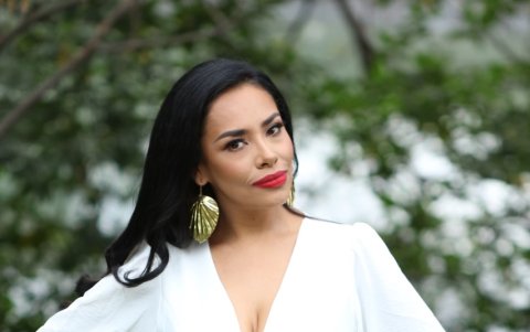 Jeannine  fue detenida por un tuit, 