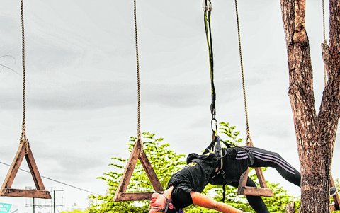 En el Bosque Aventura se puede hacer canopy, escalar, tirarse al vacío.