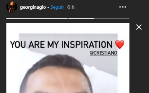 La esposa del jugador publicó una captura de pantalla de una videollamada que ambos se hicieron con la leyenda 