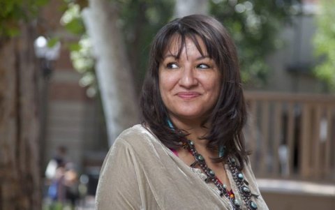 'La casa de Mango Street' es la obra más conocida de la poeta y escritora.