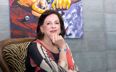 Monserrat se mostró relajada y distendida durante su encuentro con EXPRESIONES.