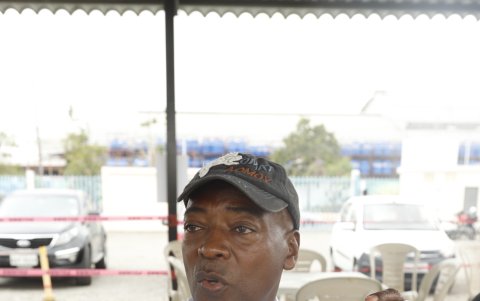 Experiencia. Tulio Quinteros, exjugador de Barcelona y técnico de Junior, mostró su entusiasmo por la reanudación.