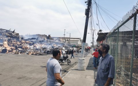 Moradores del sector han sido afectados y han debido dormir fuera de casa.