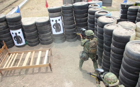 Ejercicios. Los militares harán sus entrenamientos entre semana.