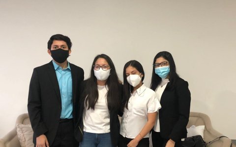 El equipo del IPAC que ganó la competencia en Argentina.