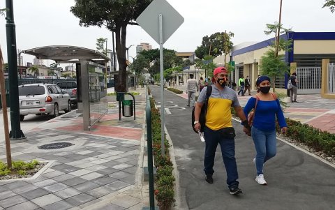 El proyecto incluye camineras más amplias y una ciclovía.