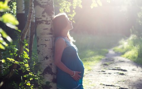 Las mujeres embarazadas pueden desarrollar diabetes gestacional.