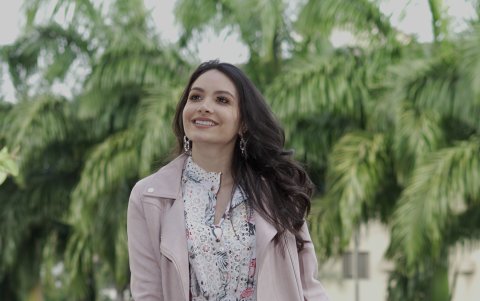 Se puede evidenciar la variedad de botines que usa la protagonista.