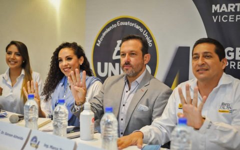 En 2021, Almeida participó de las presidenciales de la mano del movimiento Ecuatoriano Unido.