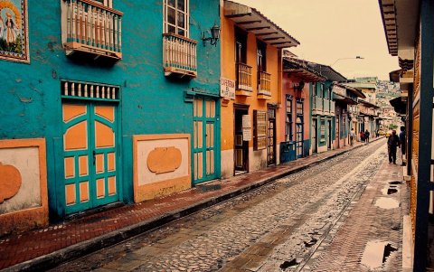 5. Calle Lourdes de Loja.