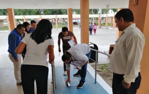 Al igual que los dos procesos anteriores de 2008 y 2013, la evaluación institucional incluía infraestructura o condiciones institucionales.