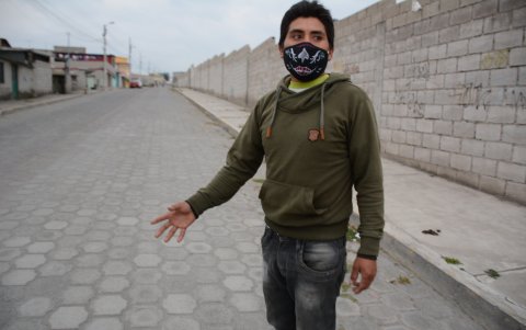 William Latacunga, el hombre que encontró la maleta donde estaba el pasaporte de Pervis Estupiñán.