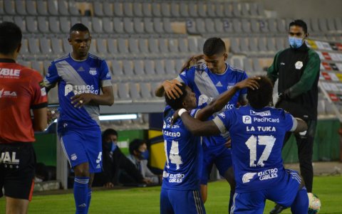 Emelec tiene la presión de dos años sin clasificar a la final ni a Copa Libertadores..