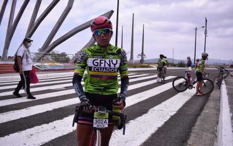 Myriam Núñez participó por primera vez y ganó, en damas.