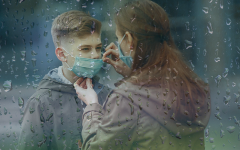 Una mascarilla mojada no asegura protección, debes cambiarla si se moja.