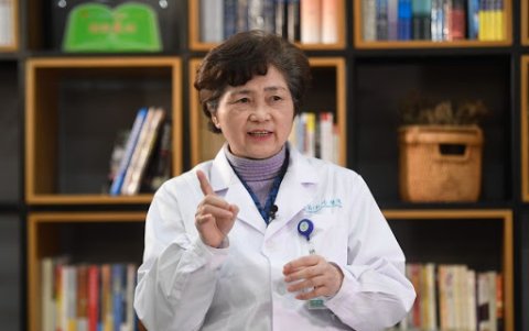 La respetada viróloga china, Li Lanjuan, ha explicado la variada mortalidad geográfica del nuevo coronavirus con mutaciones del SARS-CoV-2.