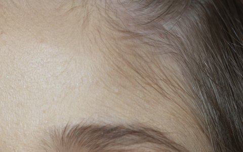 Smokey eyes con brillo.