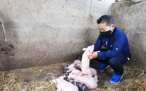 Juanito recibió a los hijos de su 'Cuchi'. Su audio fue viral.