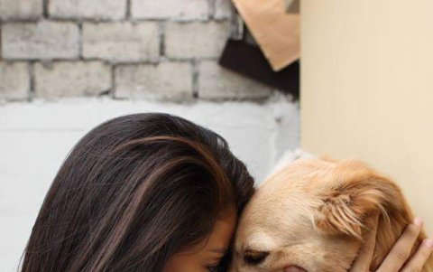 La rescatista sienta un apego especial con cada uno de los animales de su refugio.