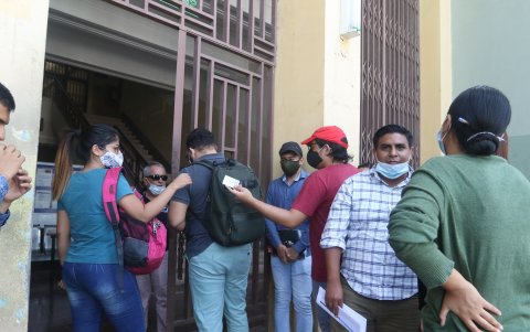 En la Universidad de Guayaquil hay expectativas frente al anuncio de retomar el concurso docente.