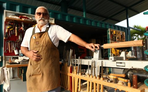 Rafael disfruta de otras aficiones como la artesania y la pintura.