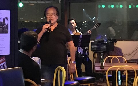 Arturo Zea (izq.) era el dueño de este tradicional bar-restaurante.