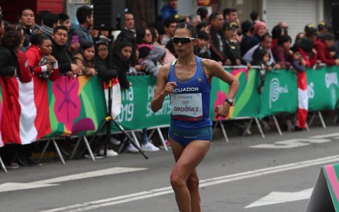 La marchista se consagró campeona de los 50 km de los Juegos Panamericanos 2019, para el 2020 bajó de distancia a 20 km para poder conseguir el cupo.