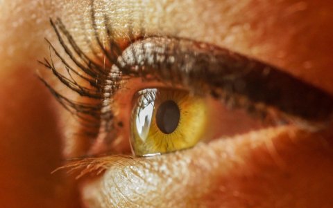 El sindrome de ojo seco debe ser valorado por un especialista en oftalmología