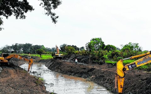 El mantenimiento con maquinaria debe ser permanente en los ramales.