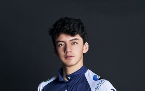 Martín Arias destaca en el mundo de la velocidad.